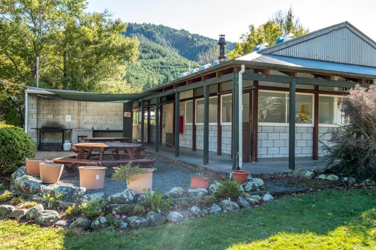 Alpine Adventure Holiday Park Hanmer Springs Esterno foto
